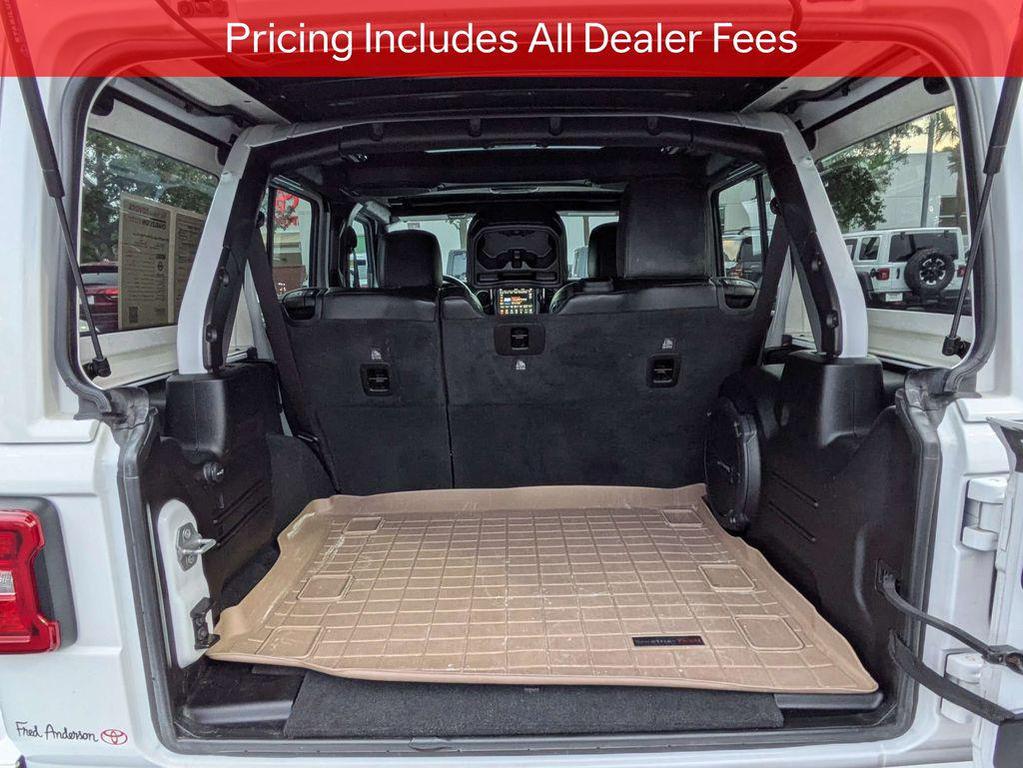used 2022 Jeep Wrangler Unlimited car, priced at $32,371