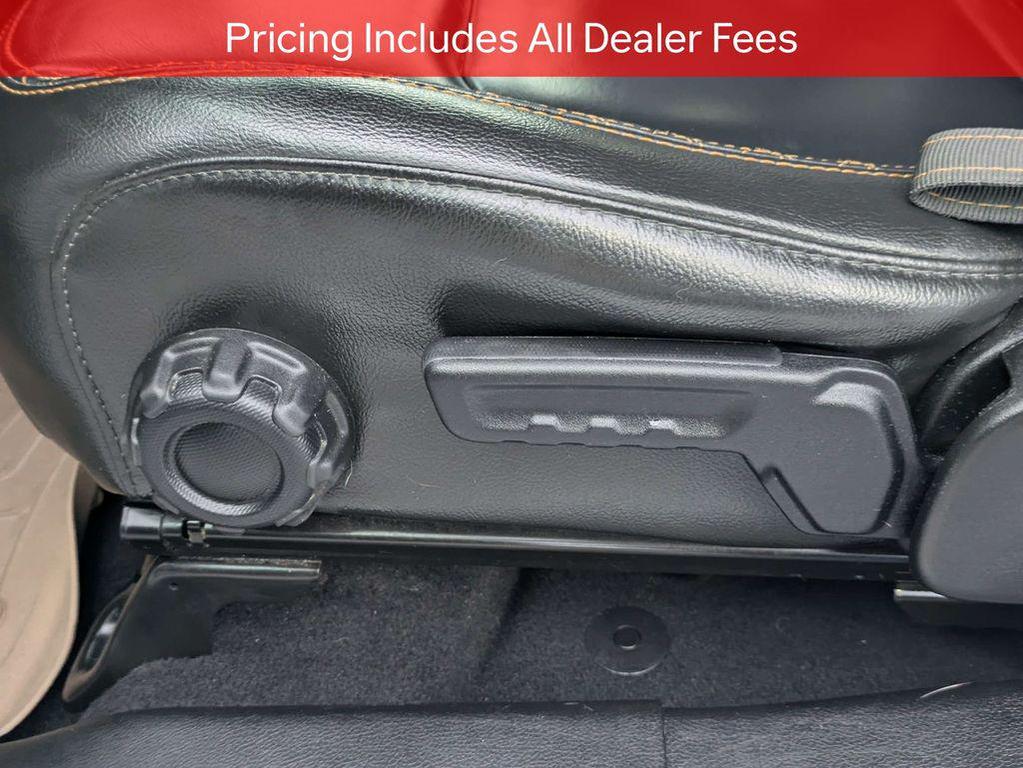 used 2022 Jeep Wrangler Unlimited car, priced at $32,371