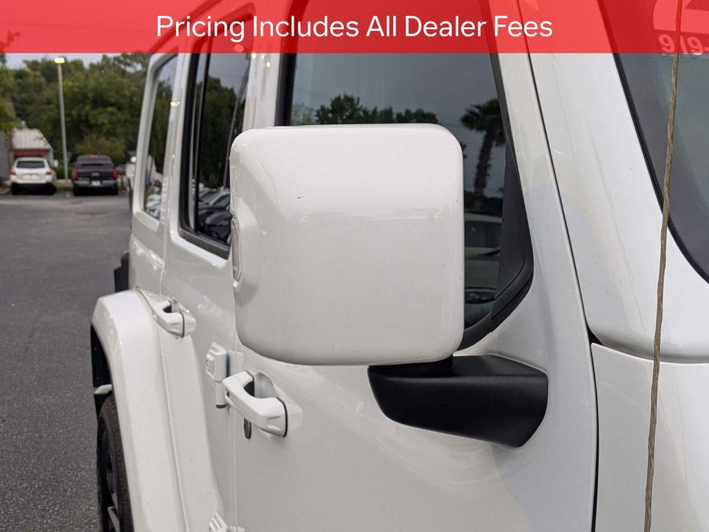 used 2022 Jeep Wrangler Unlimited car, priced at $32,371
