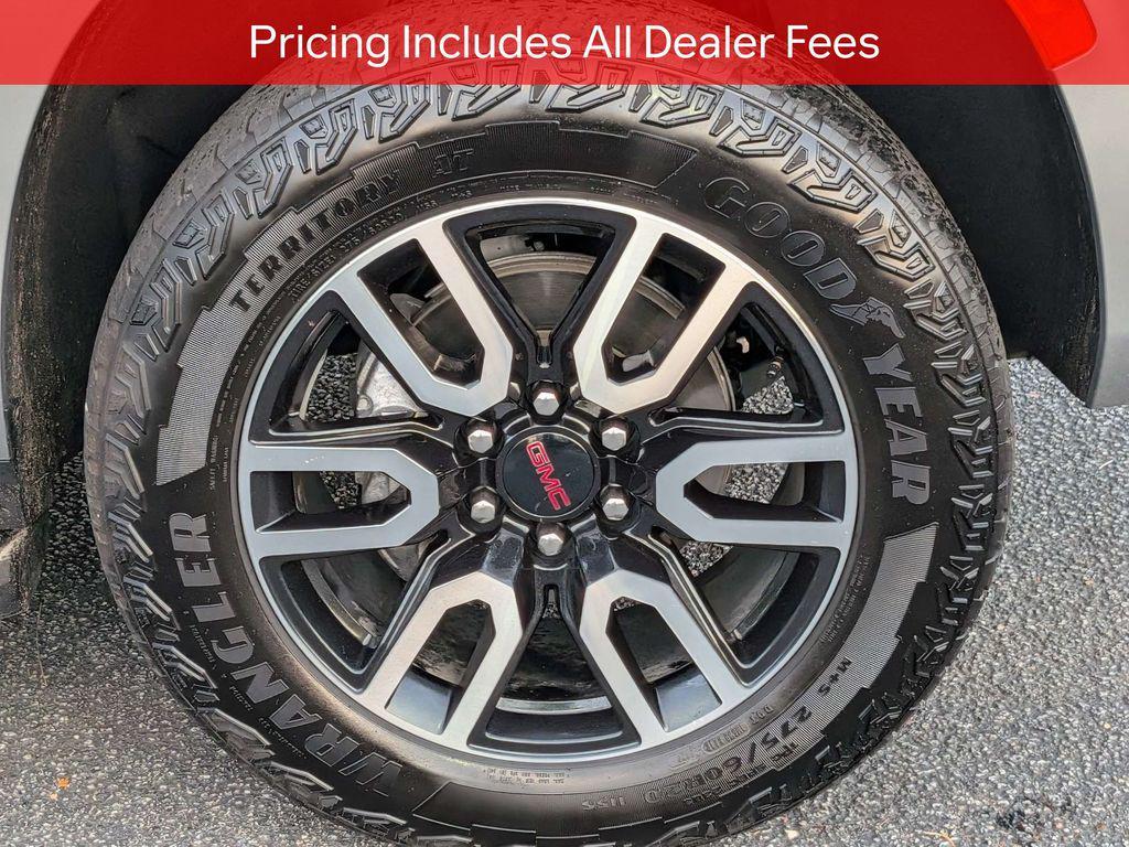 used 2024 GMC Yukon car, priced at $66,031