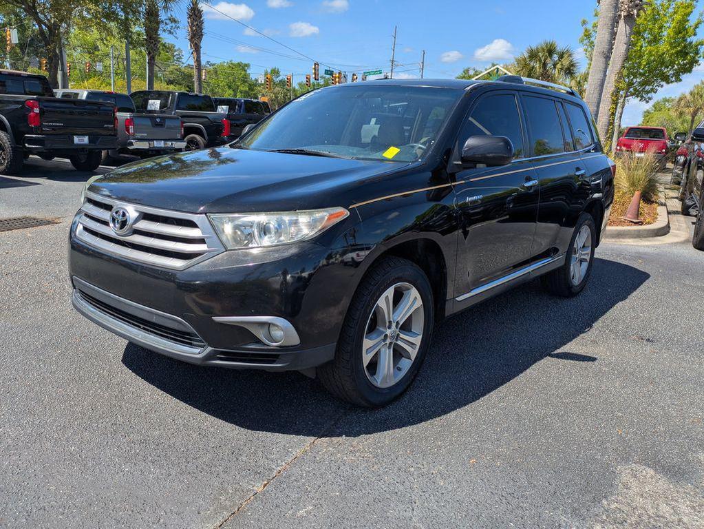 used 2013 Toyota Highlander car, priced at $11,291