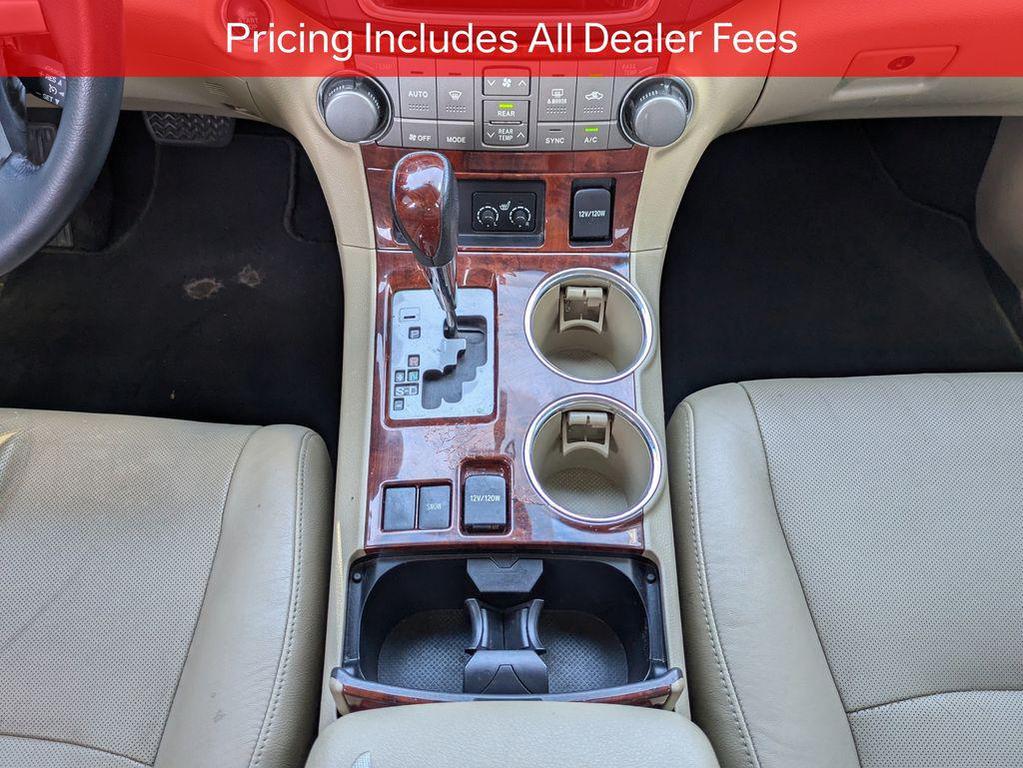 used 2013 Toyota Highlander car, priced at $11,071
