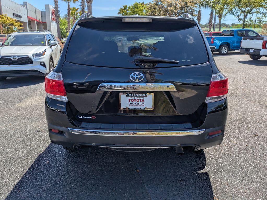 used 2013 Toyota Highlander car, priced at $11,291