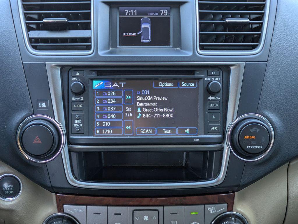 used 2013 Toyota Highlander car, priced at $11,291