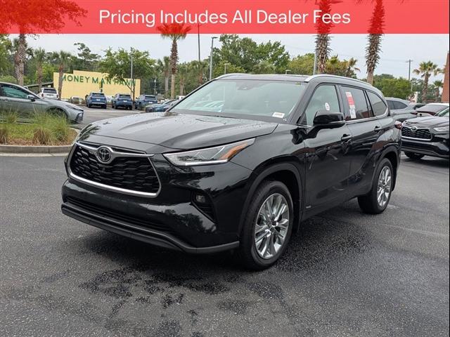 new 2026 Toyota Highlander Hybrid car, priced at $58,479