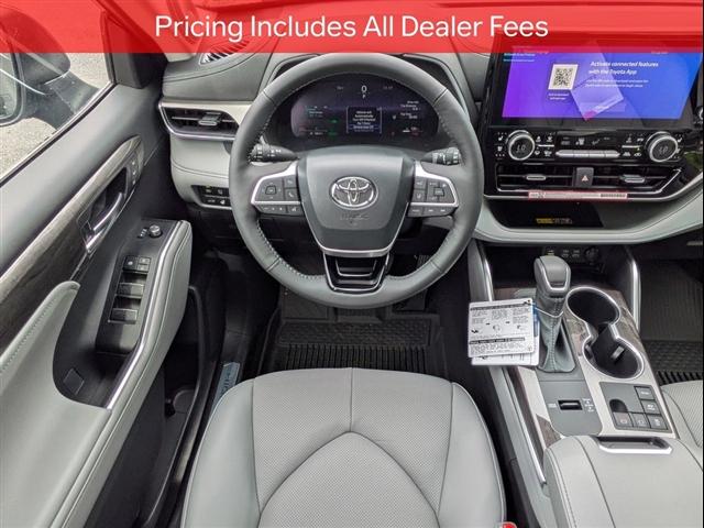 new 2026 Toyota Highlander Hybrid car, priced at $58,479