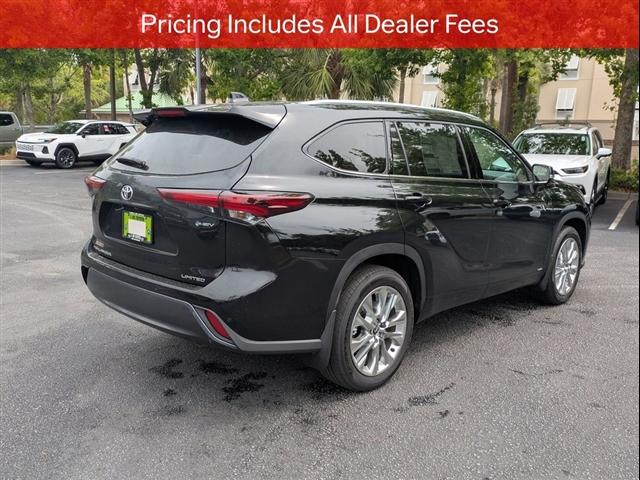 new 2026 Toyota Highlander Hybrid car, priced at $58,479