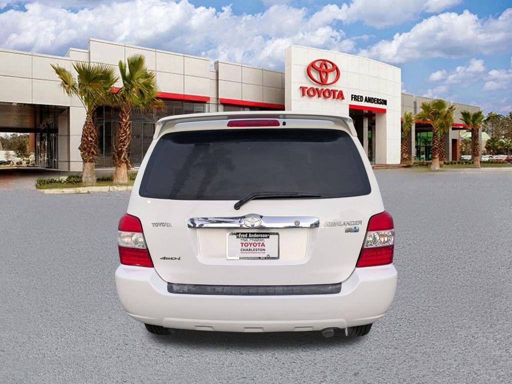 used 2007 Toyota Highlander Hybrid car, priced at $8,531