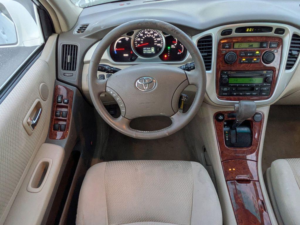 used 2007 Toyota Highlander Hybrid car, priced at $8,531