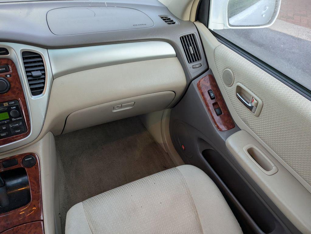 used 2007 Toyota Highlander Hybrid car, priced at $8,531