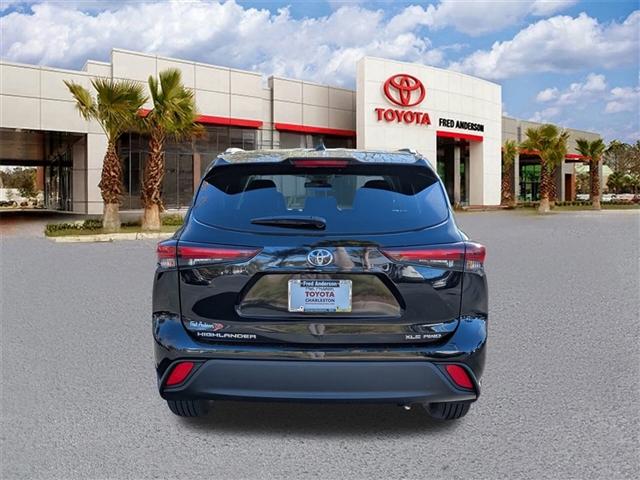 new 2026 Toyota Highlander car, priced at $49,031