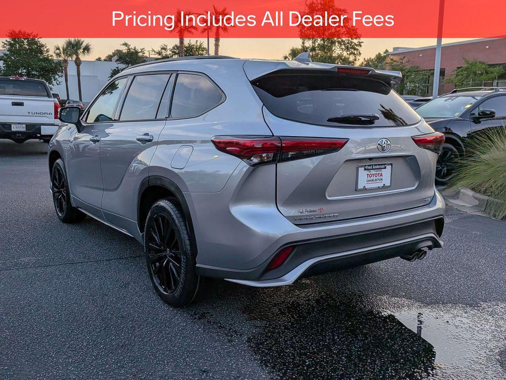 used 2023 Toyota Highlander car, priced at $38,131