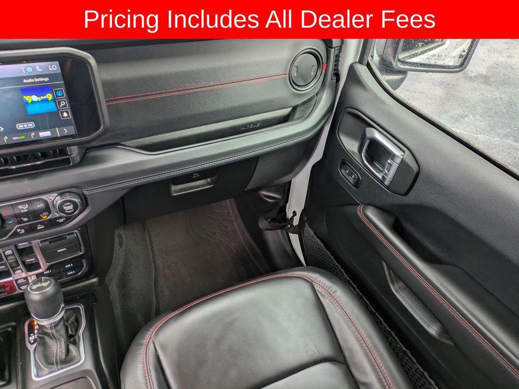 used 2025 Jeep Wrangler car, priced at $43,071