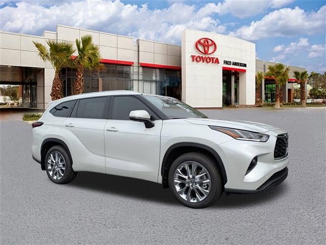 new 2026 Toyota Highlander car, priced at $53,226
