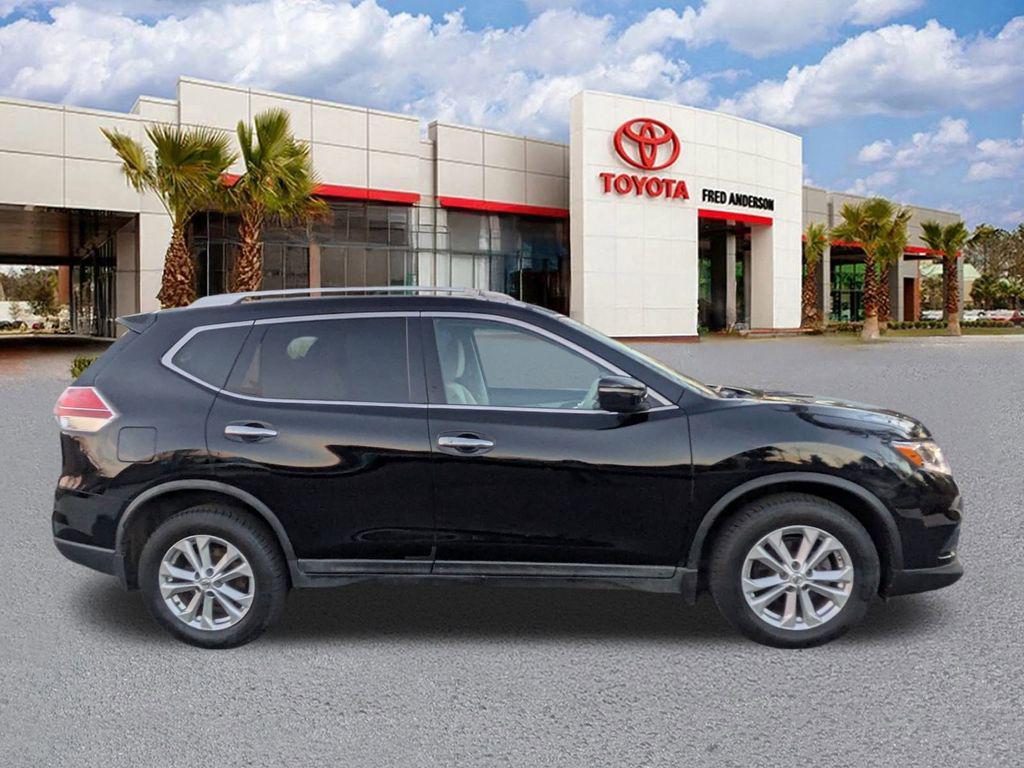 used 2015 Nissan Rogue car, priced at $10,291
