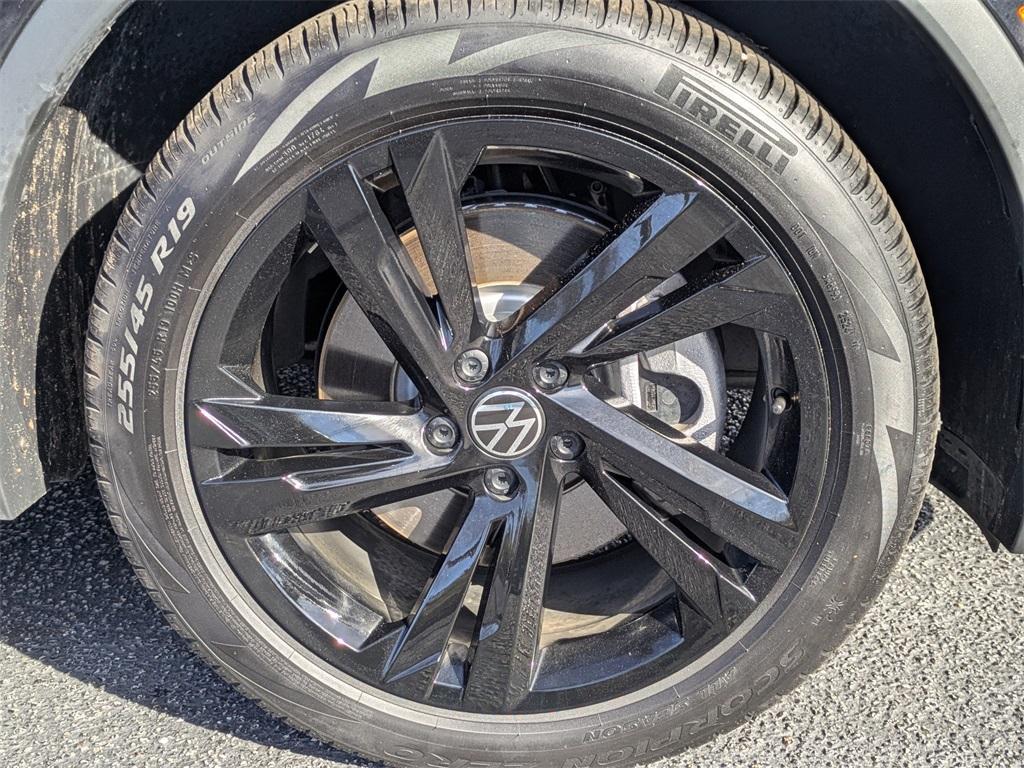 used 2024 Volkswagen Tiguan car, priced at $27,291