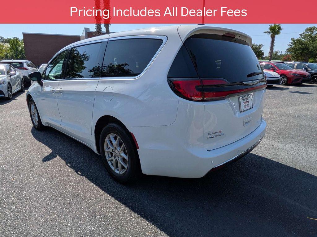 used 2024 Chrysler Pacifica car, priced at $26,531