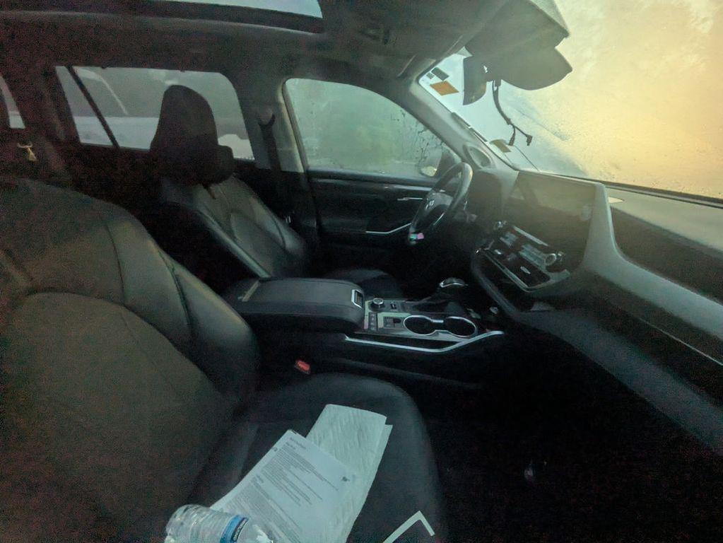 used 2022 Toyota Highlander car, priced at $42,891