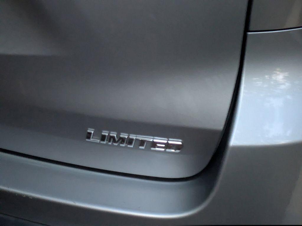 used 2016 Toyota Highlander car, priced at $18,891