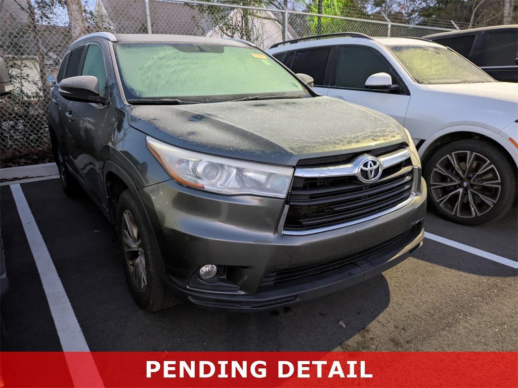 used 2015 Toyota Highlander car, priced at $12,391