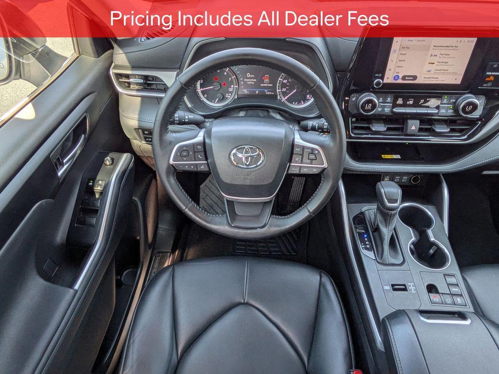 used 2023 Toyota Highlander car, priced at $39,071