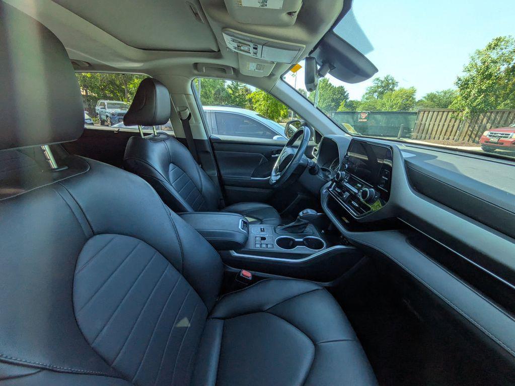 used 2023 Toyota Highlander car, priced at $38,581