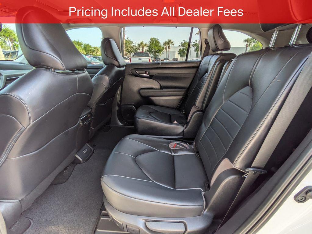 used 2023 Toyota Highlander car, priced at $39,071