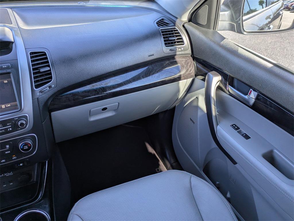 used 2014 Kia Sorento car, priced at $4,791