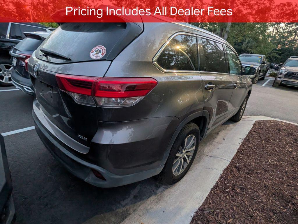 used 2019 Toyota Highlander car, priced at $22,071