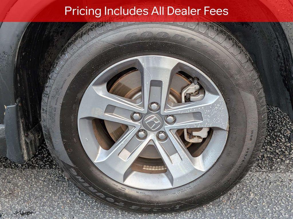 used 2025 Honda Pilot car, priced at $43,071