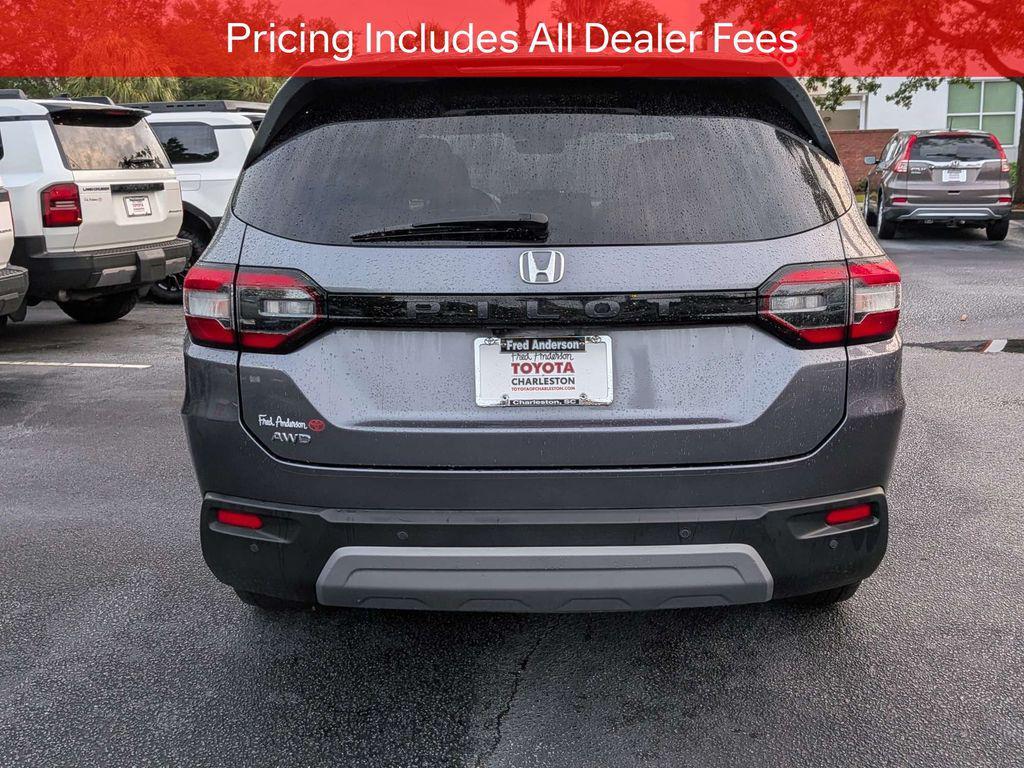used 2025 Honda Pilot car, priced at $43,071