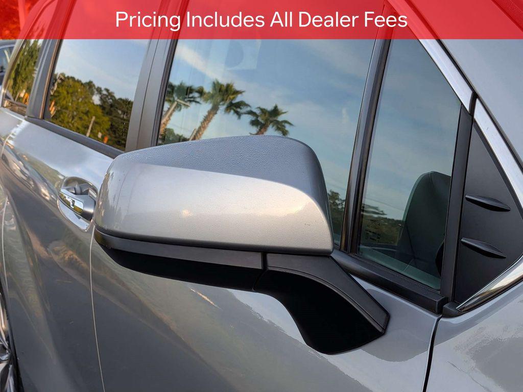 used 2023 Toyota Sienna car, priced at $34,231