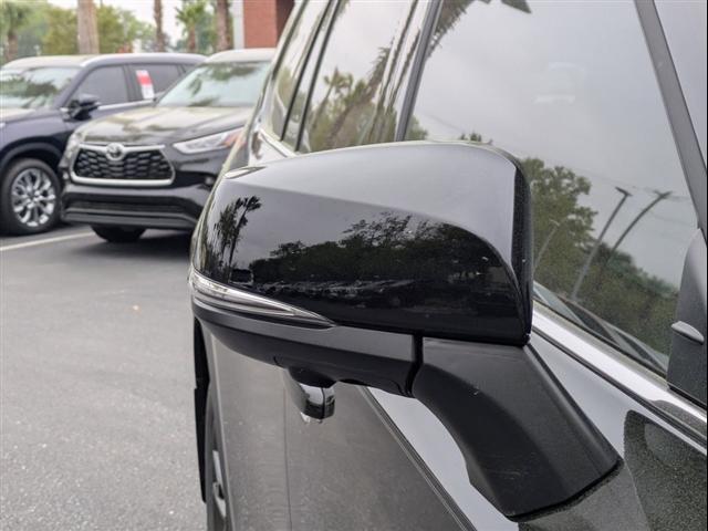 new 2026 Toyota Grand Highlander Hybrid car, priced at $67,564