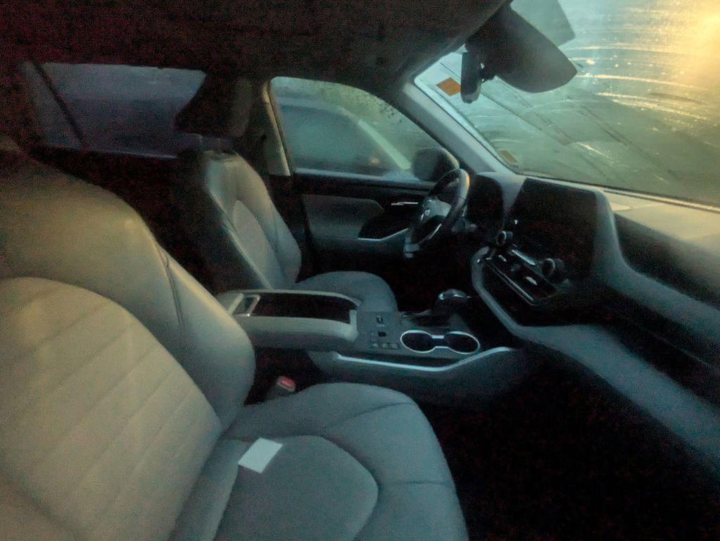 used 2023 Toyota Highlander car, priced at $40,531