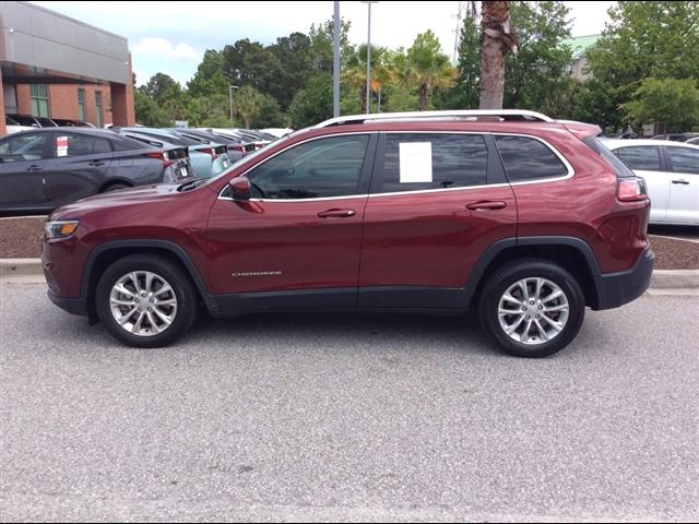 used 2019 Jeep Cherokee car, priced at $14,061