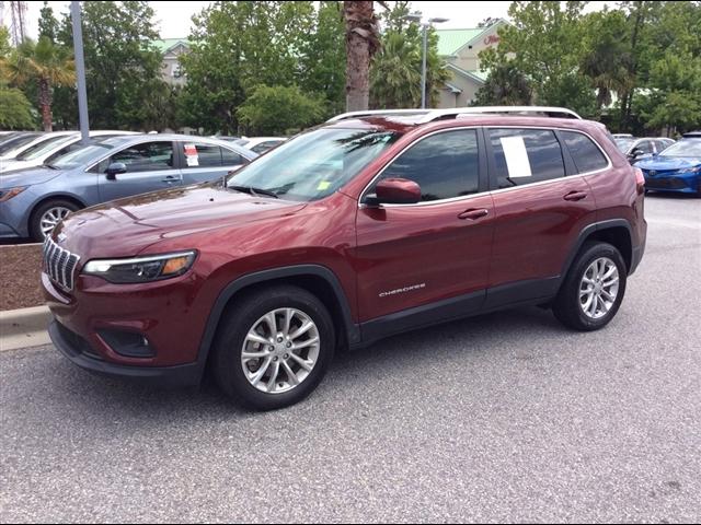 used 2019 Jeep Cherokee car, priced at $14,061
