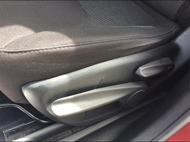 used 2019 Jeep Cherokee car, priced at $14,061