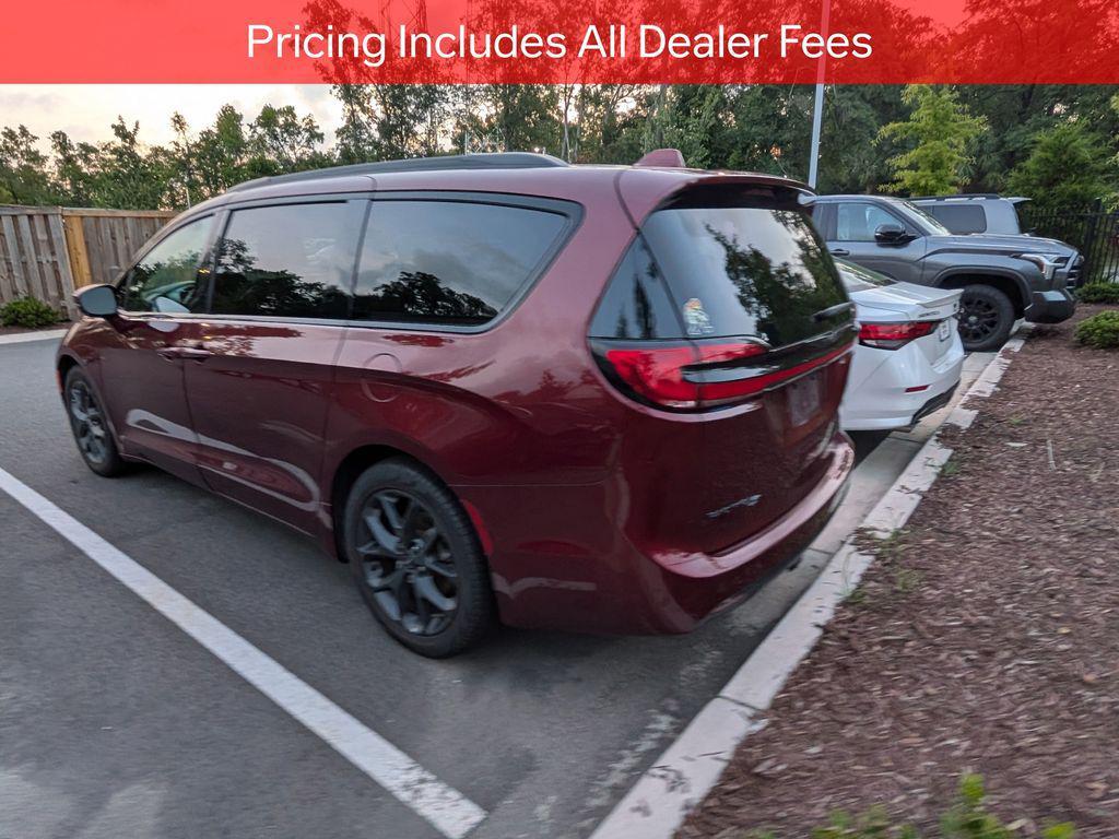 used 2022 Chrysler Pacifica car, priced at $23,121