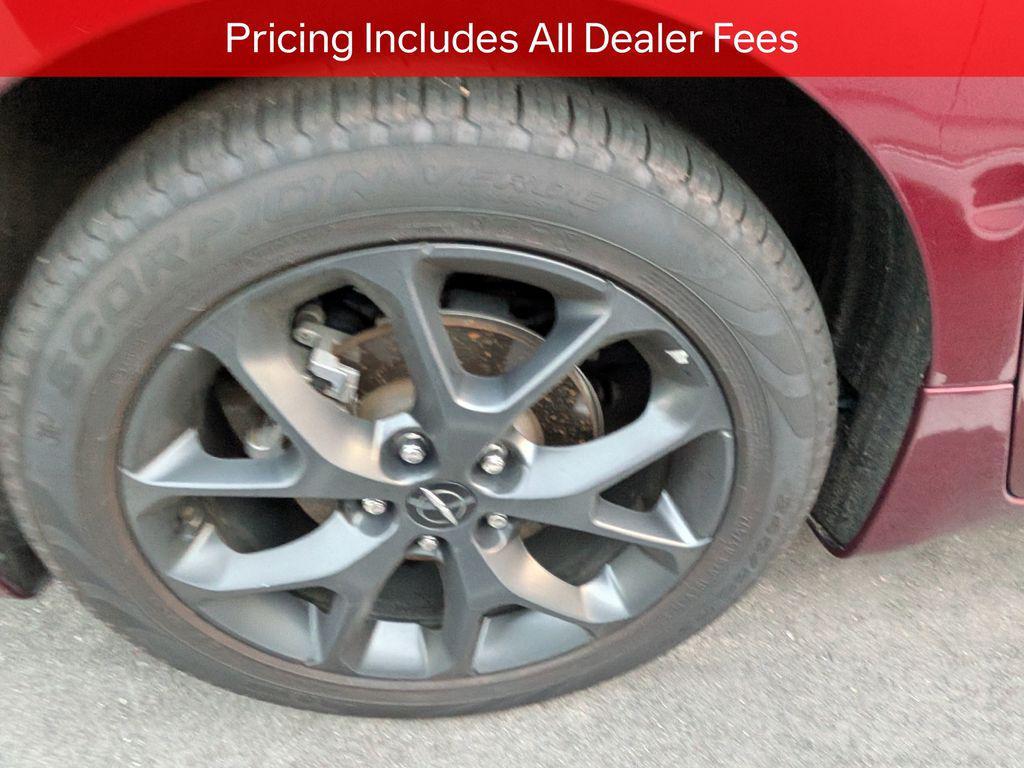 used 2022 Chrysler Pacifica car, priced at $23,121