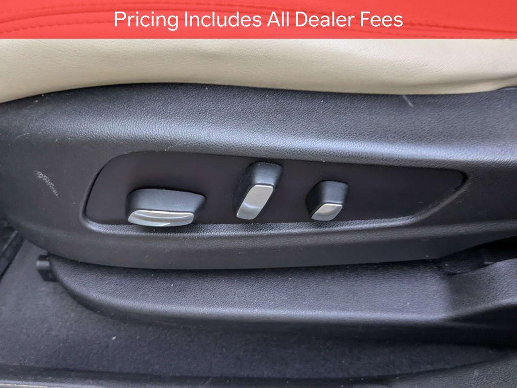 used 2017 Cadillac XT5 car, priced at $18,971