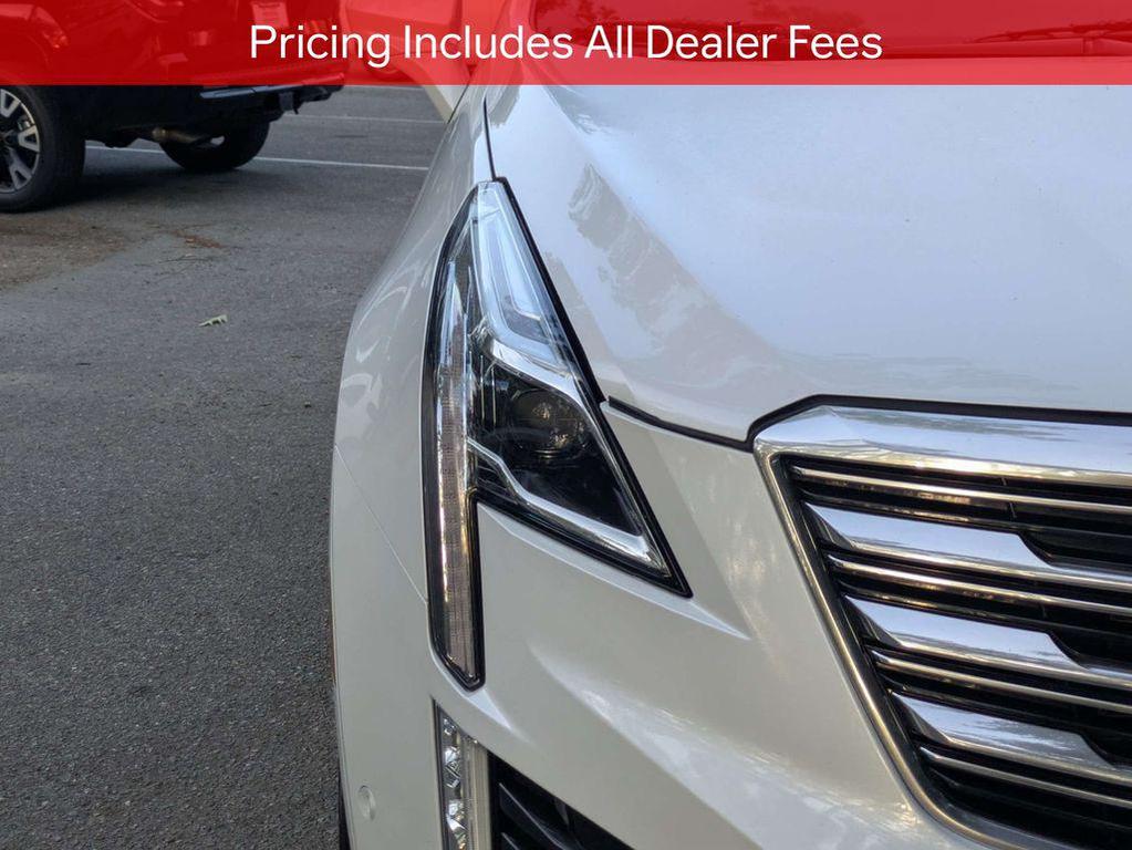 used 2017 Cadillac XT5 car, priced at $18,971
