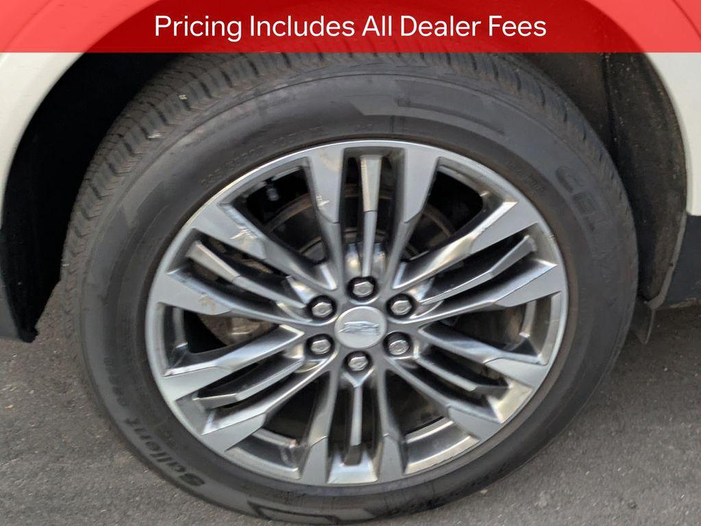 used 2017 Cadillac XT5 car, priced at $19,371