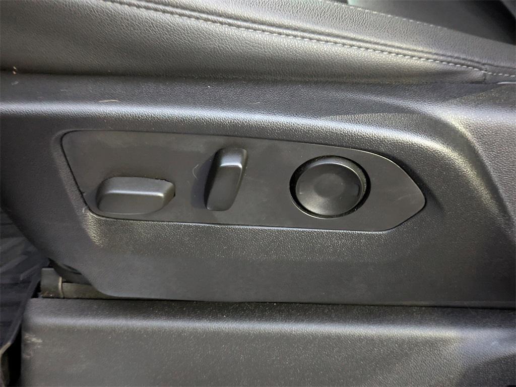 used 2022 Chevrolet Silverado 1500 car, priced at $40,991