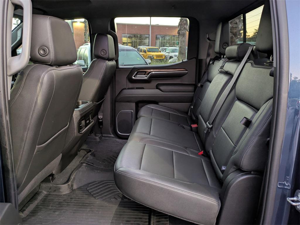 used 2022 Chevrolet Silverado 1500 car, priced at $40,991