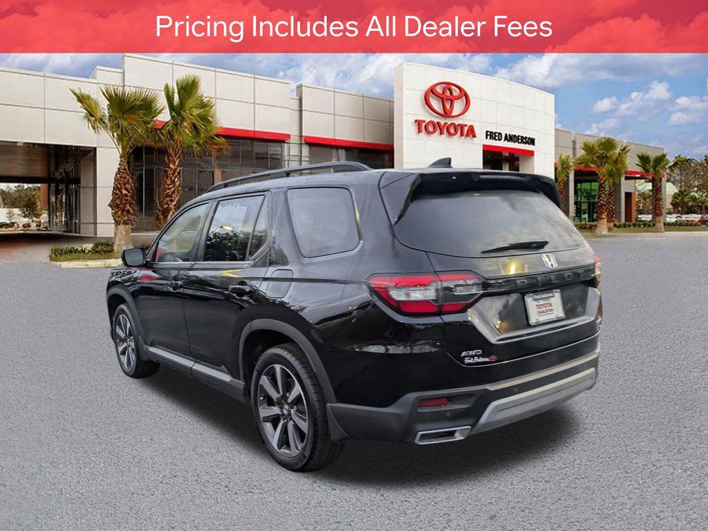 used 2025 Honda Pilot car, priced at $46,871