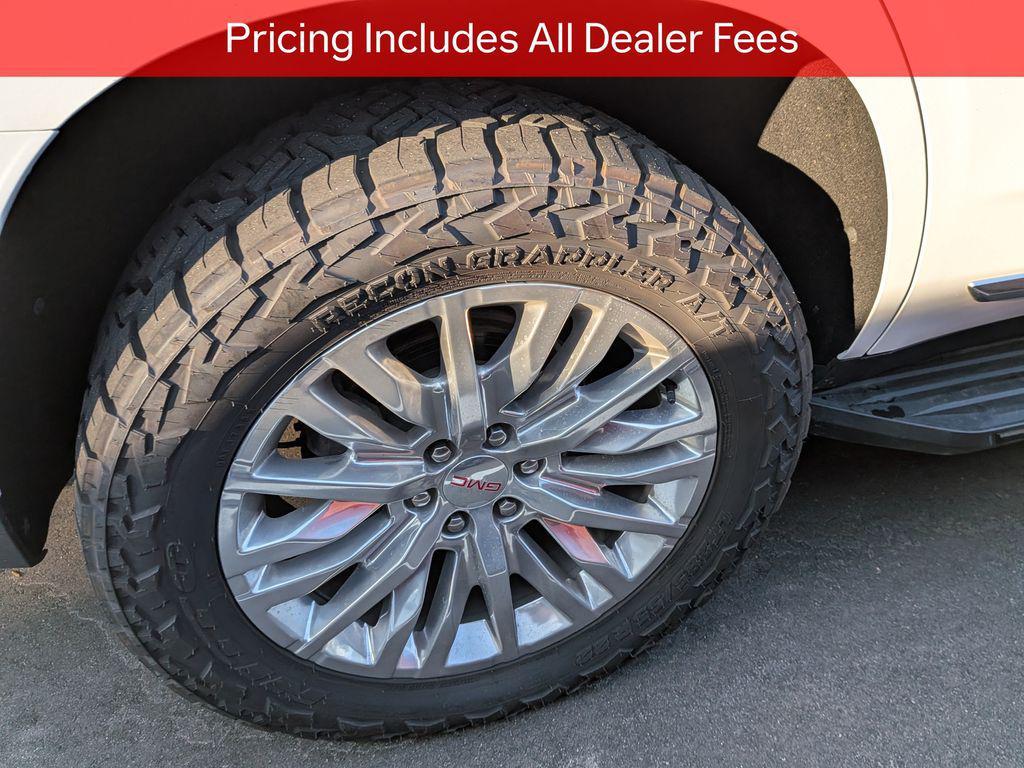 used 2023 GMC Yukon car, priced at $69,021