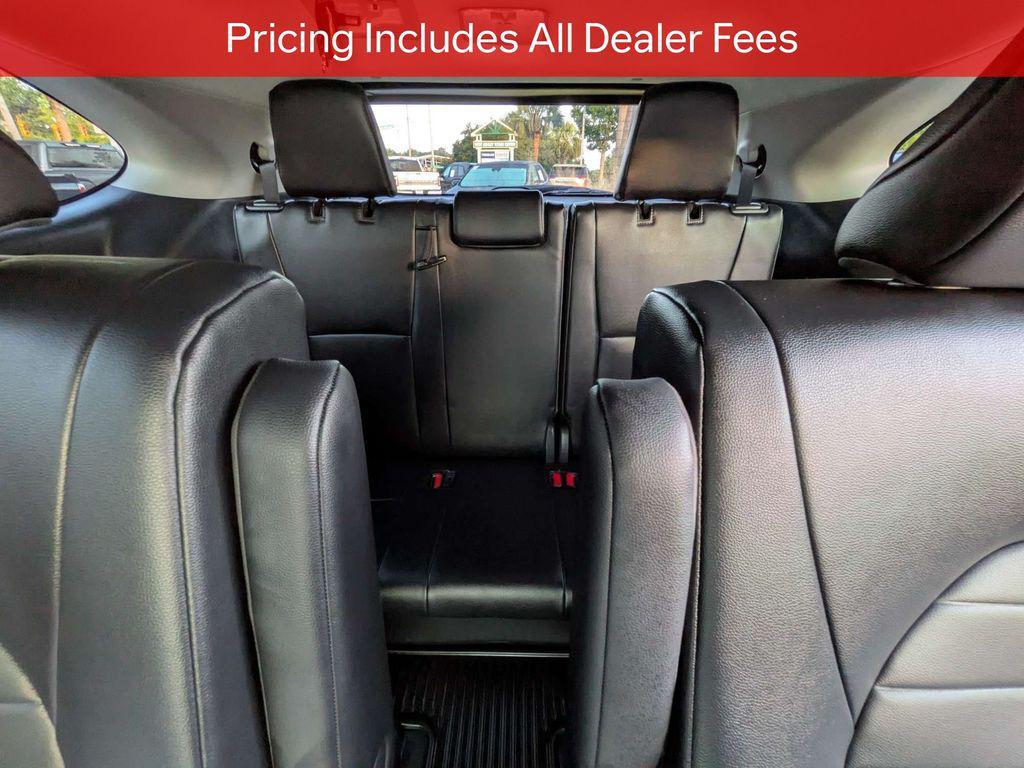 used 2024 Toyota Highlander car, priced at $44,071