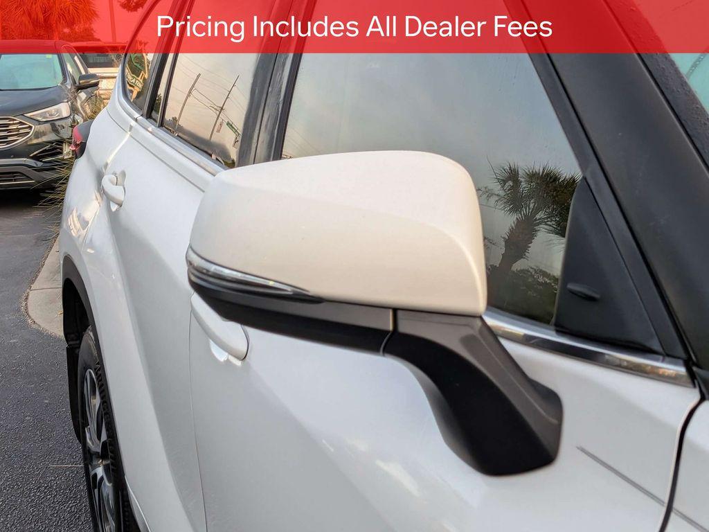 used 2024 Toyota Highlander car, priced at $44,071