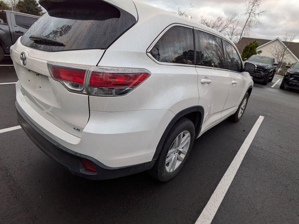 used 2015 Toyota Highlander car, priced at $9,991