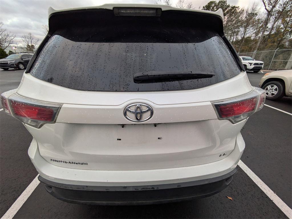 used 2015 Toyota Highlander car, priced at $10,191